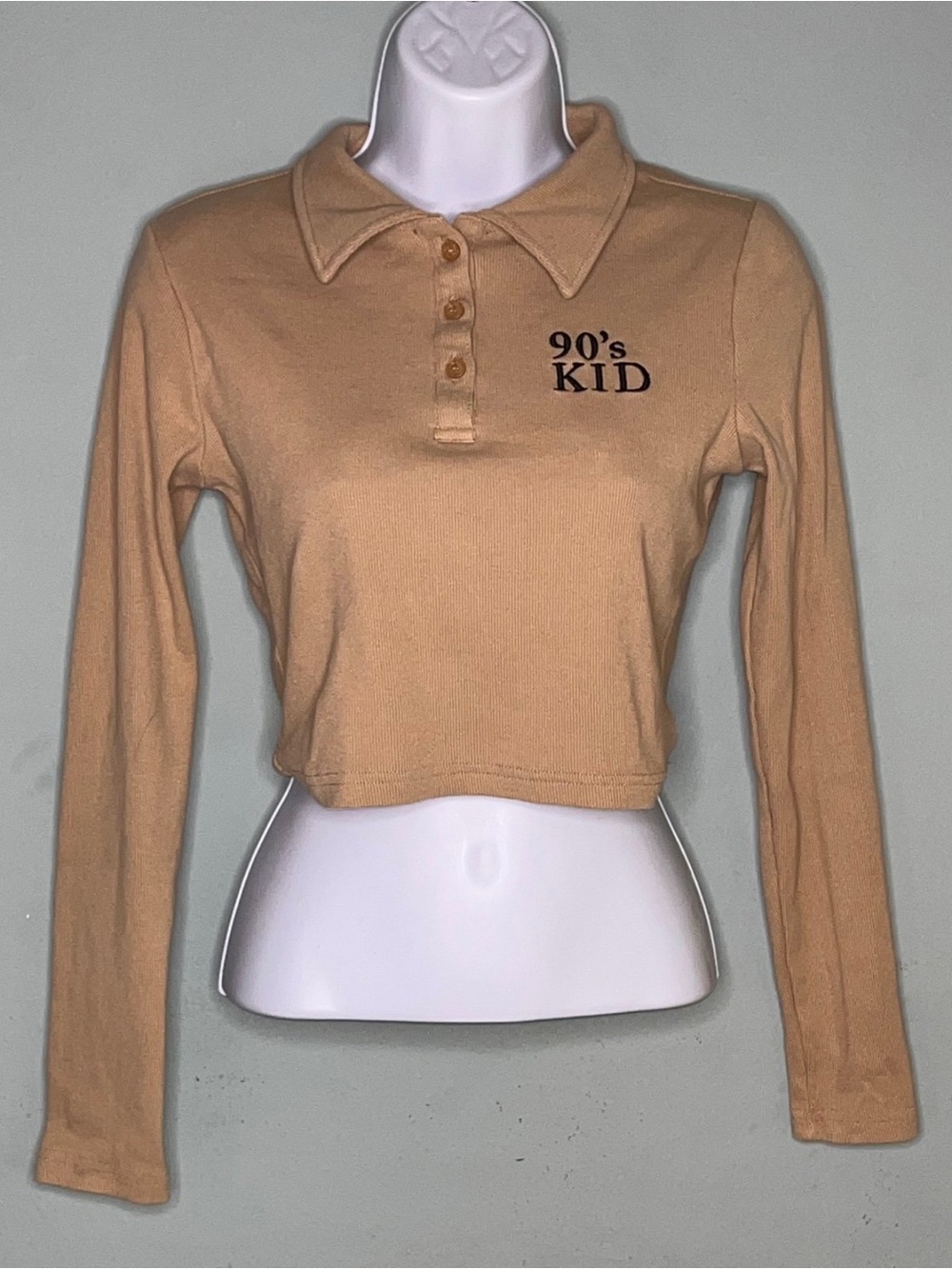 Forever 21 Tan Cropped Polo Top with '90's KID' Print